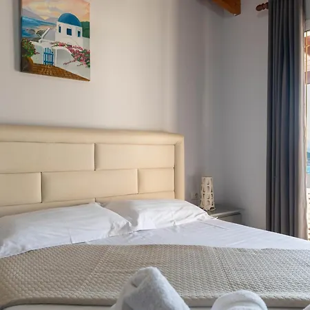 Cerca De Mar Ksamil